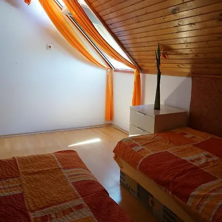 Holiday home Alexandra Vendeghaz *