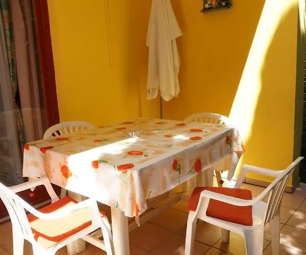 Alexandra Vendeghaz בית נופש *